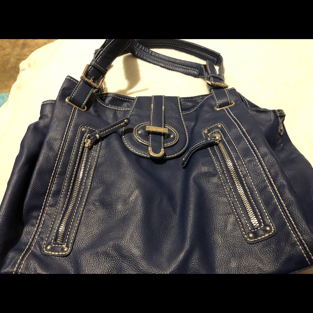 Purse - Picture 2 of 2